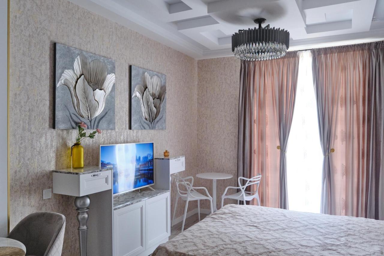 Luxury Apartments Sea View Julymia Odessa Exterior foto